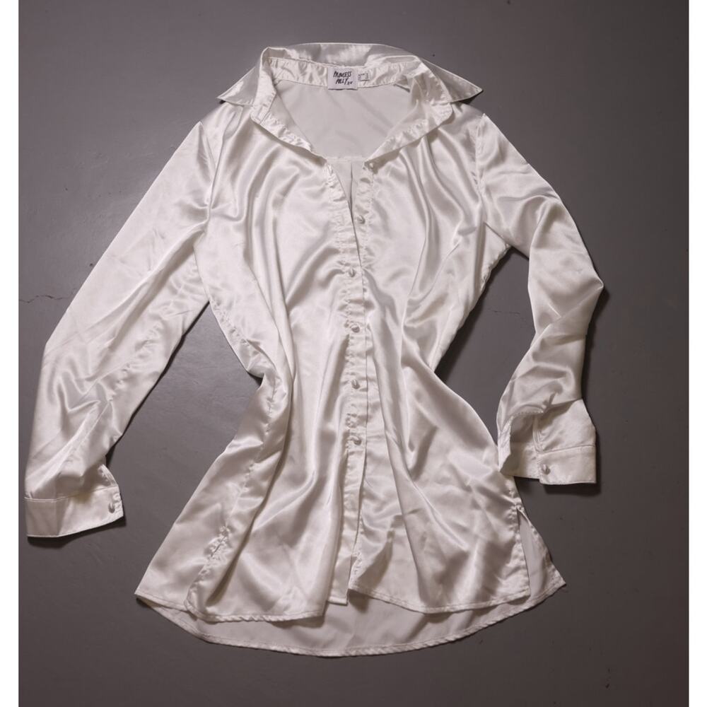 Princess Polly Oversized white silky button up blouse shirt US 10